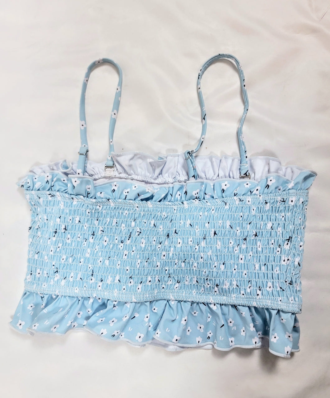 Juniors Girls Light Blue Multicolored Flower Prints